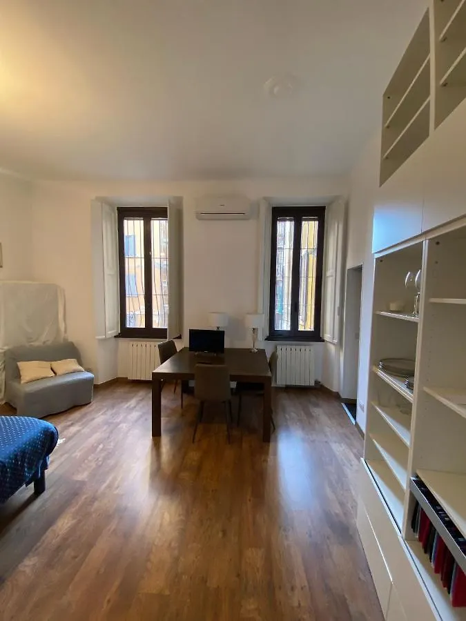 Apartment Appartamento Durante Milan